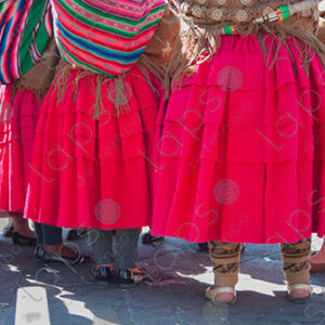 Pink skirt detail