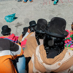 Bolivian women gathered