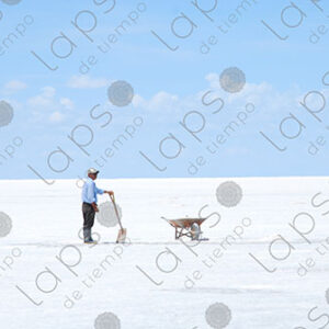man alone in Salar
