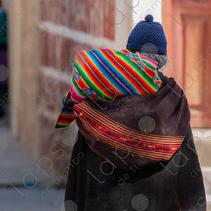 Indigenous woman carrying aguayos