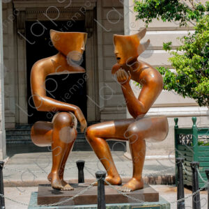 he Conversation sculpture, La Habana